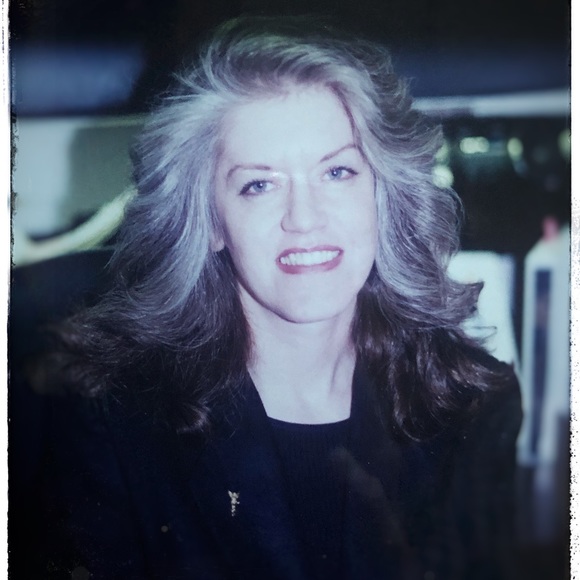 Meet your Posher, Eileen - Picture 2 of 13